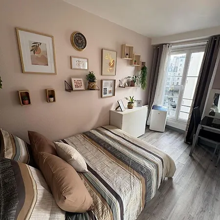 Apartment A 3 Min Du Metro Place De Clichy Paris