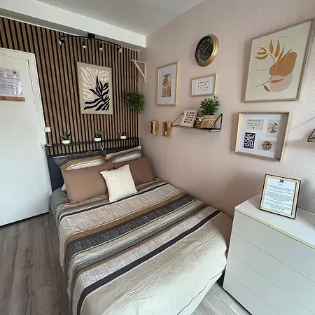 Apartment A 3 Min Du Metro Place De Clichy *