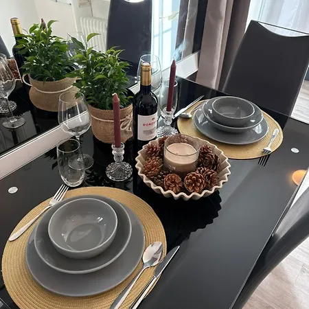 A 3 Min Du Metro Place De Clichy Apartment *