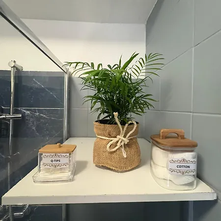 A 3 Min Du Metro Place De Clichy Apartment *